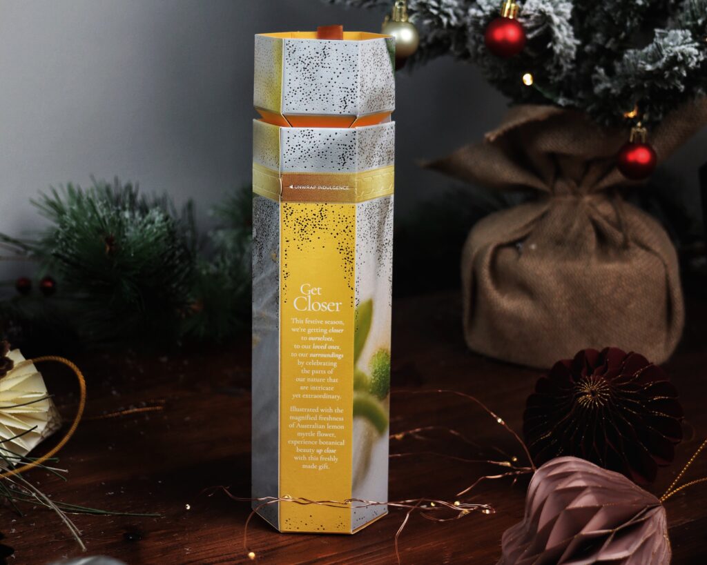 Tropic Beauty Cracker. A perfect festive gift idea
