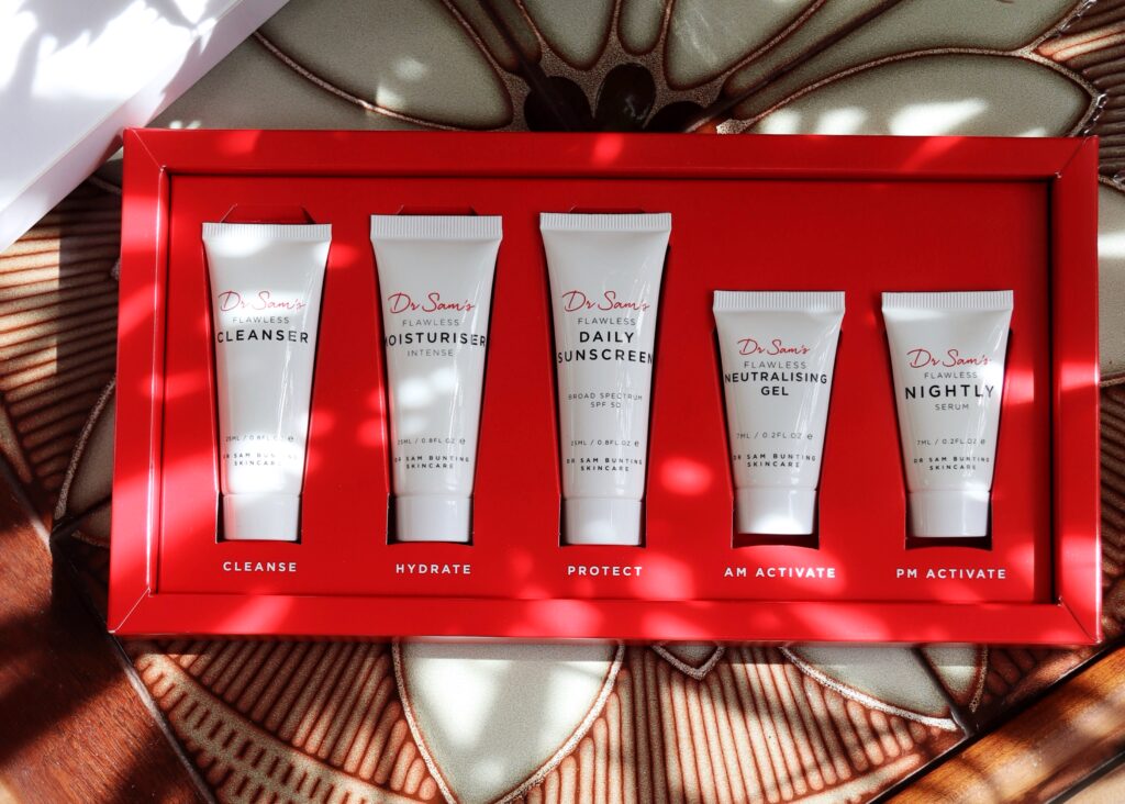 Dr Sam's Skincare Clarity Kit a skincare kit designed for acne skin, to target blemish prone and congested skin with a retinol serum and spot treatment gel