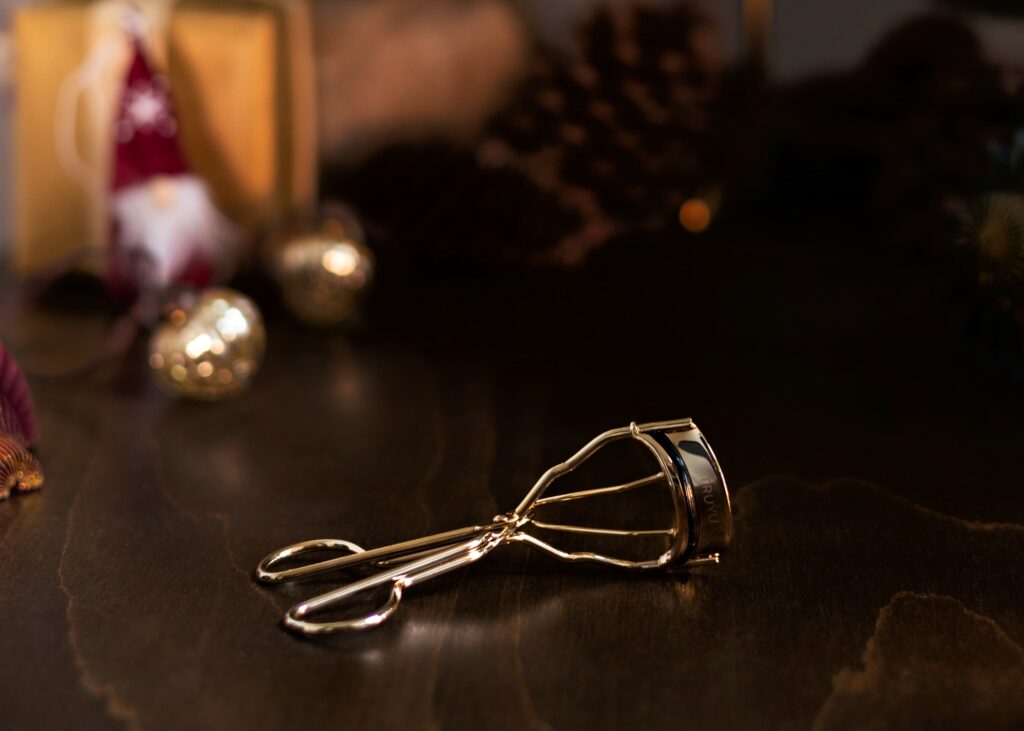 gift ideas under £30 -TRUYU eyelash curlers