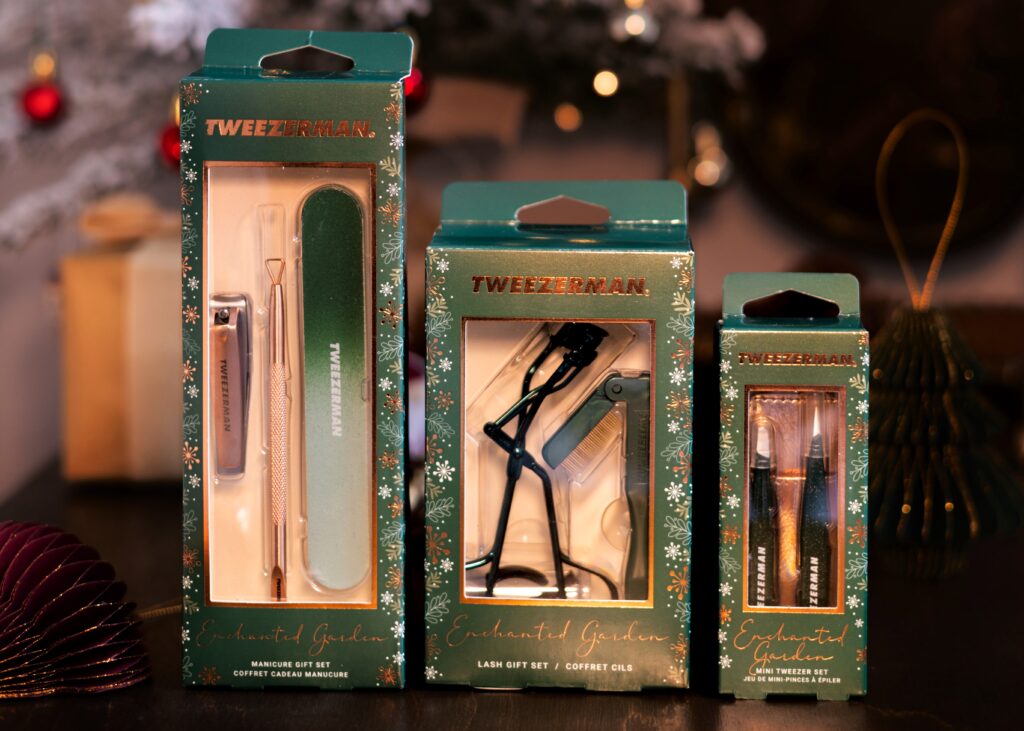 afforable Christmas gift guide - tweezerman gift set