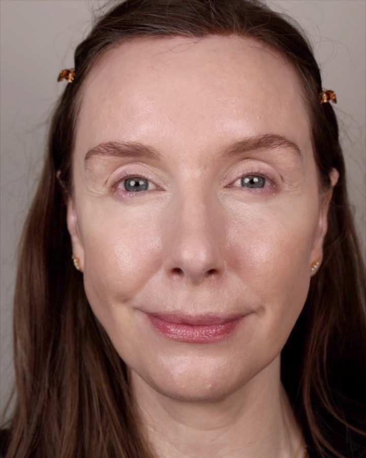 Amy is a fair skinned woman in her early 40s she has shown an after image from using Lisa Eldridge make up and the pinpoint concealer.