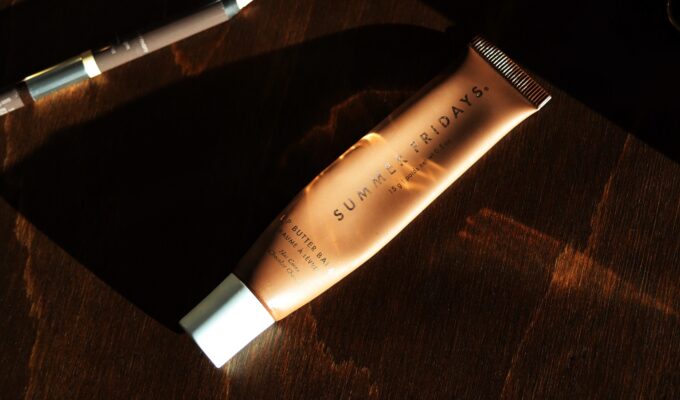 Summer Fridays Lip Butter Balm hot cocoa review of the best lip balm