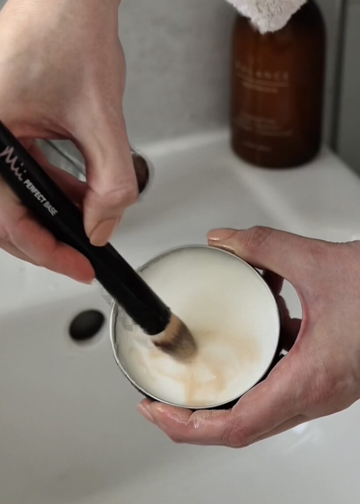 Mii cosmetics cleanse & care brush cleaner balm - makeup brush cleansing