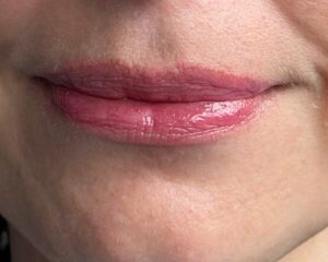 Belief Super Knights Lipcerin Review Berry Tinted, a pink tinted lip balm